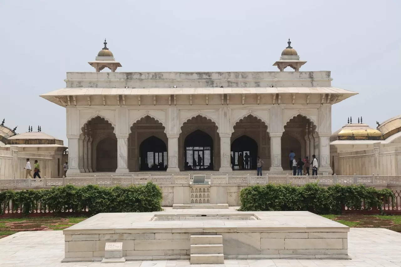 Taj Mahal & Agra Fort Day Tour by Premium Car